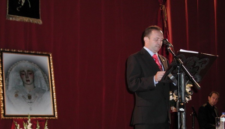 Francisco José Pavón (Miembro de nuestro Foro) pregonó la Coronación Canónica de la Virgen de los Dolores de Gines