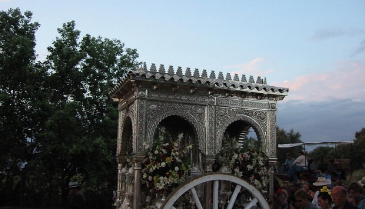 Fiesta organizada por el Grupo Jóven de la Hermandad de GRANADA