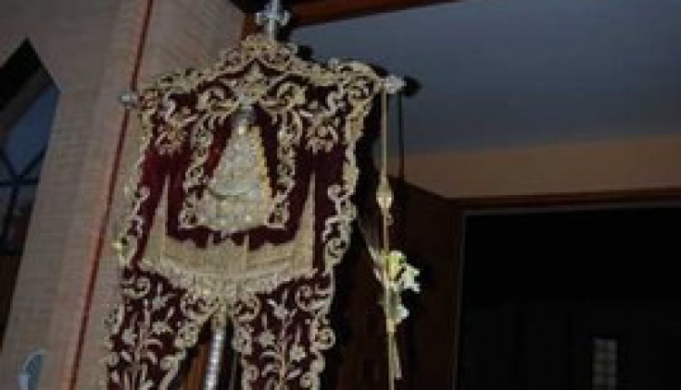 El 12 de octubre, Rosario de la Aurora en Sevilla Sur. Triduo, procesión, besamanos y peregrinación extraordinaria
