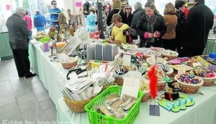 La Hermandad del Rocío de Granada celebra su rastrillo benéfico