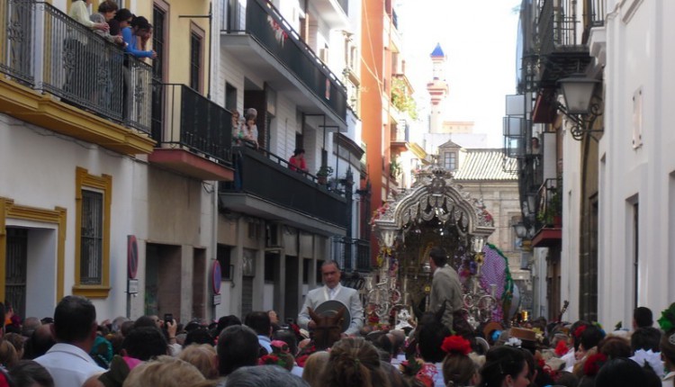 Hermandad de Ntra. Sra. del Rocío de Sevilla-Macarena – Salida
