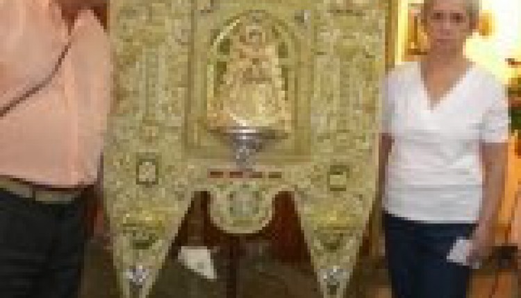 Rocieros de La Isleta, en Las Palmas de Gran Canaria – Simpecado