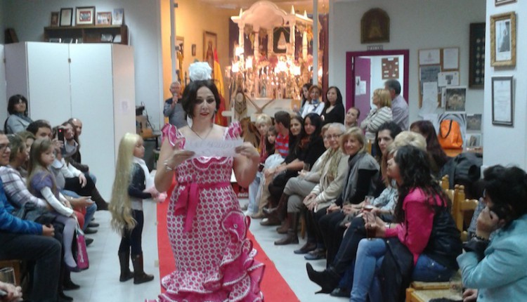 Hermandad de Torrejón de Ardoz – Desfile de Moda Flamenca.