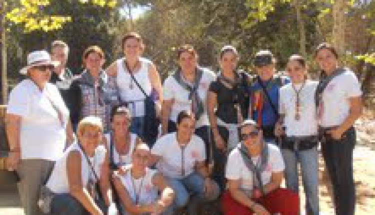 Hermandad Ntra. Sra. del Rocío de Cornellà –  Refuerzo necesario (2)