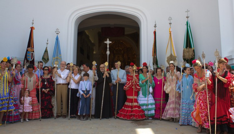 Relación de Hermandades que harán su Presentación ante la Blanca Paloma según el nuevo modelo presentado por la Matriz para este año 2014