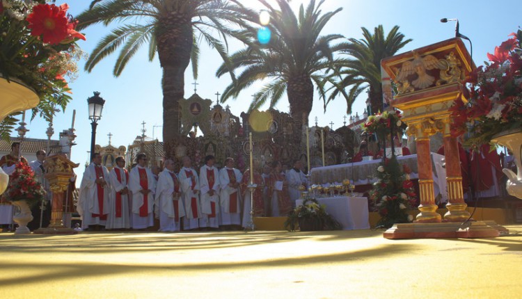 Santa Misa de Pentecostés en DIRECTO desde la Aldea de El Rocío