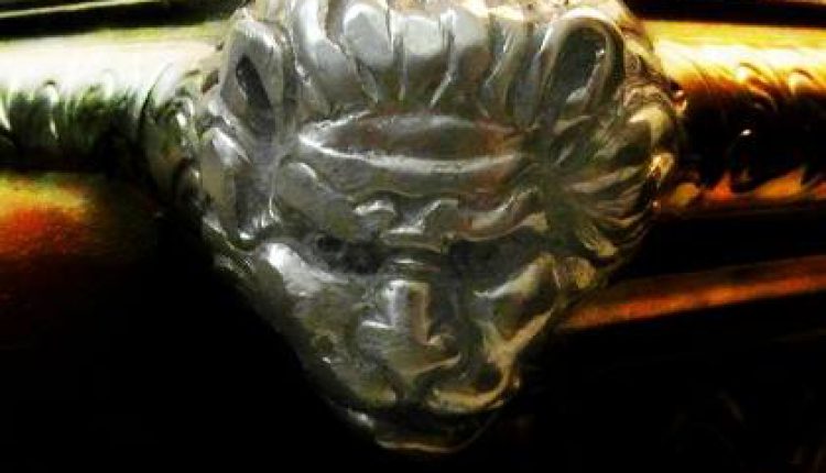 Leones del Amor por Santiago Padilla
