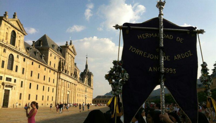 La Hdad del Rocío de Torrejón de Ardoz acudió al Encuentro de hermandades marianas en El Escorial