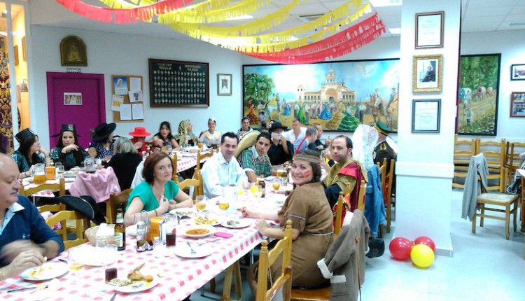 Hdad del Rocío de Torrejón de Ardoz – Cena benéfica de los Jóvenes rocieros el día de la Hispanidad.