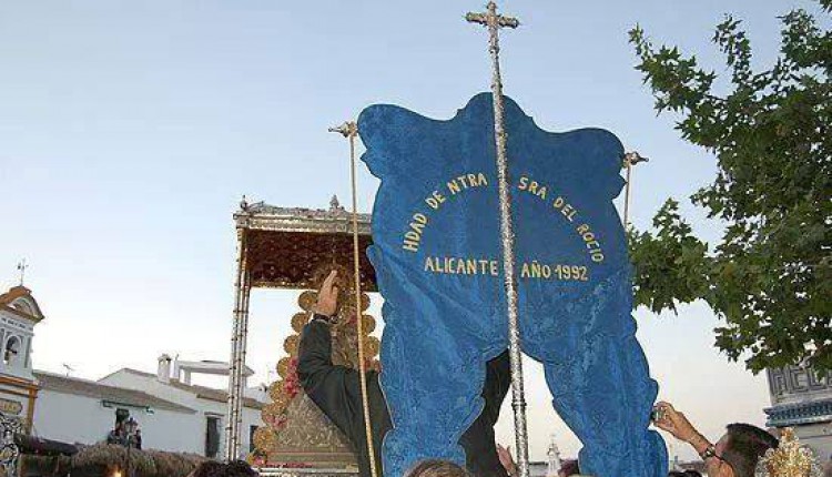 LA HERMANDAD DEL ROCIO DE ALICANTE CELEBRA EL JUBILEO DE MUTXAMEL