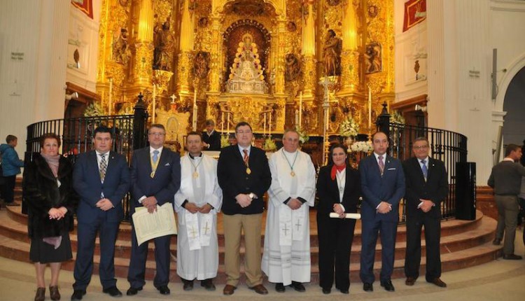 Acto de entrega de los nombramientos como Hermandades Filiales a Albaida del Aljarafe (nº 113) y Santa Fé de Granada (nº 114) –