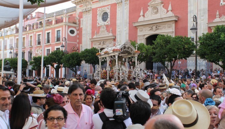 Fotos Salida Hermandad de Sevilla – El Salvador  2014