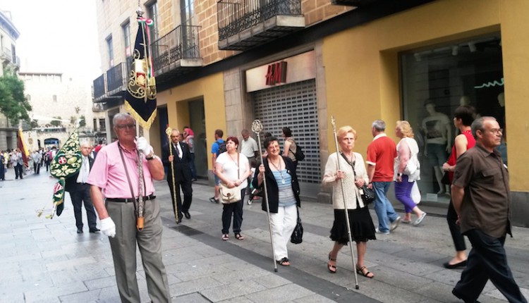 Hermandad de Cornellá –  Corpus 2014 frente a la Catedral de Barcelona