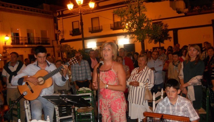 Hermandad de Isla Cristina – SARA CÁCERES CANTA AL SIMPECADO ISLEÑO
