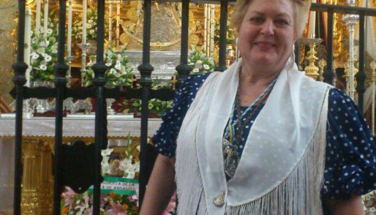 Hermandad de Badajoz – Emilia María Pérez López nombrada Hermana Mayor de la Romería 2015