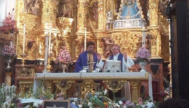 Acto de entrega de la Ofrenda del Foro 2014