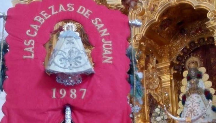 Misa Anual de la Hermandad del Rocío de Las Cabezas de San Juan 2015