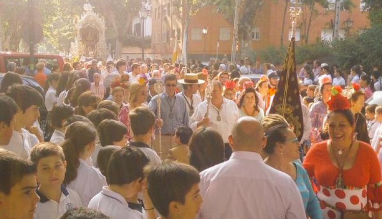 Salida de la Hermandad de Sevilla Sur 2015