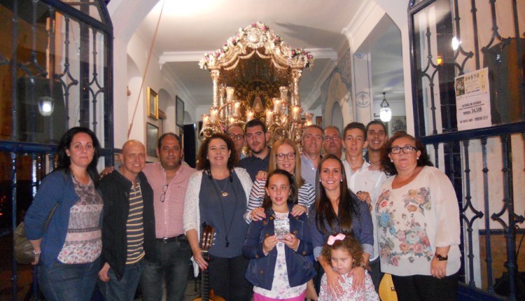 Hermandad de Isla Cristina – «La Familia» canta la Salve