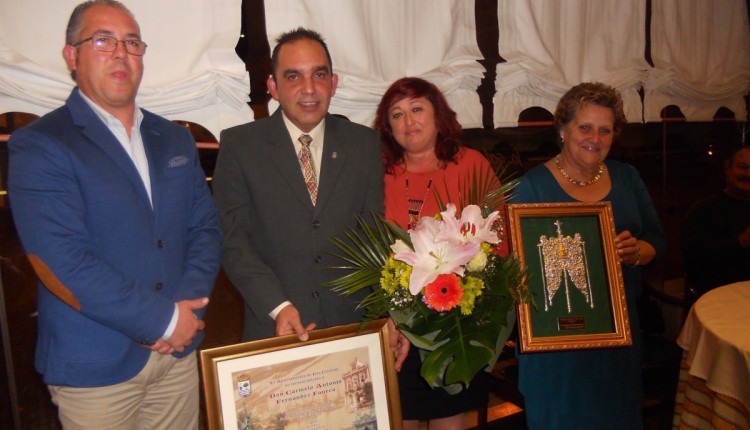 Hermandad de Isla Cristina – CENA DE NAVIDAD Y HOMENAJE A CARMELO FERNÁNDEZ FANECA