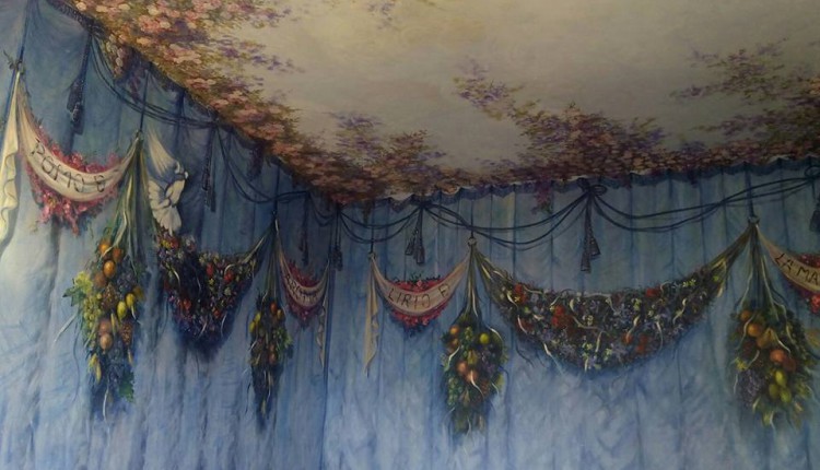 Hermandad de Hinojos – Bendecidos los Frescos de la Capilla del Simpecado en la Casa de Hermandad
