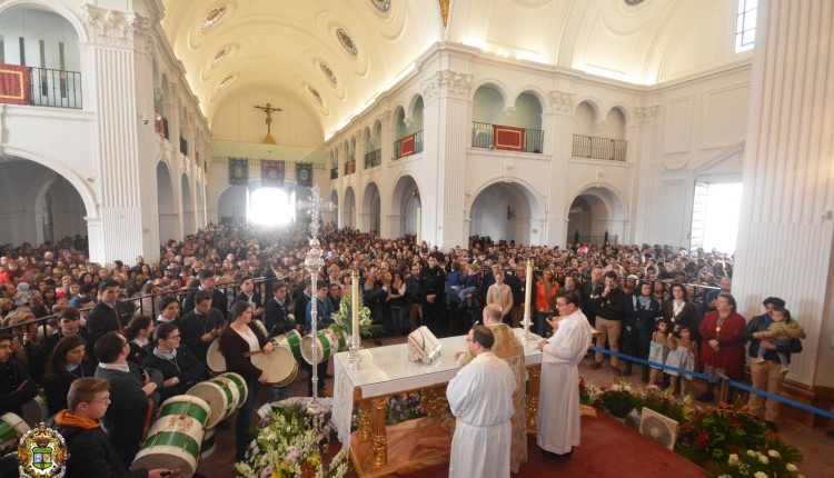 Presentación de los niños a la Virgen del Rocío 2016