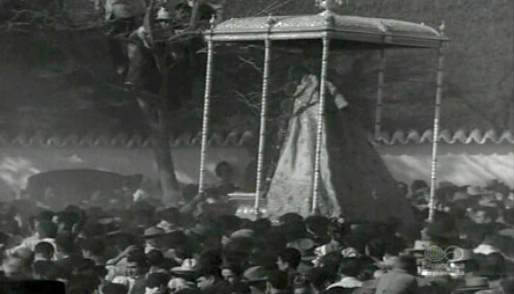 Romería del Rocío de 1962 – Foto de la Procesión de Ntra. Sra. la Virgen del Rocío