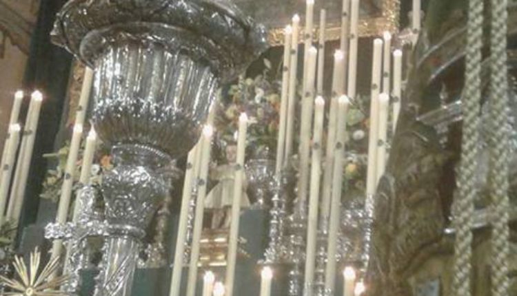 Dos lienzos de la Virgen del Rocío