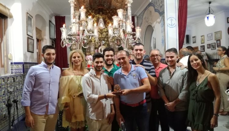 Hermandad de Isla Cristina – ¡¡EMOCIÓN AL ESCUCHAR LA SALVE DE «SIEMPRE CONTIGO»!!