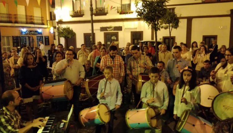 Hermandad de Isla Cristina – Escuela de Tamborileros de María Auxiliadora de Pozo del Camino canta la Salve