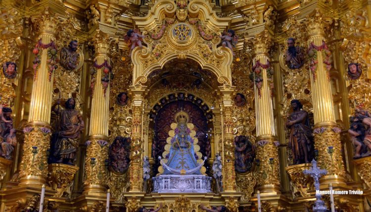 El Retablo del Santuario del Rocío al detalle