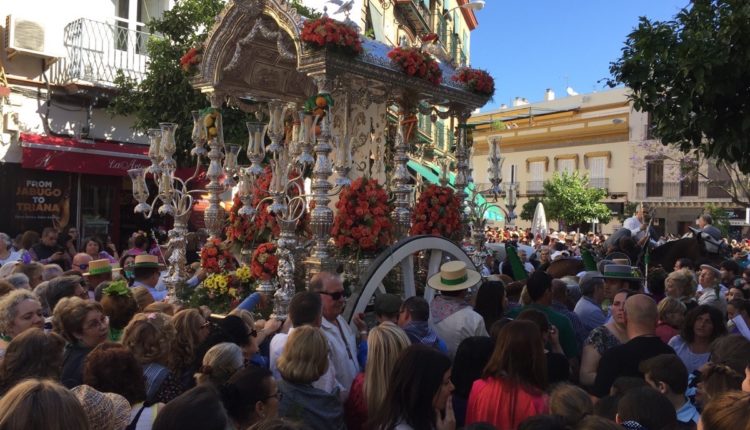 Salida de la Hermandad de Triana 2018