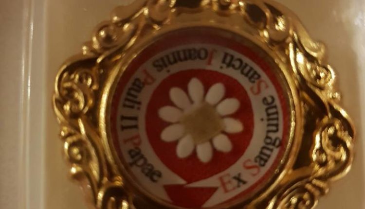 Una reliquia de primer grado de S.S. San Juan Pablo II para el Santuario del Rocío