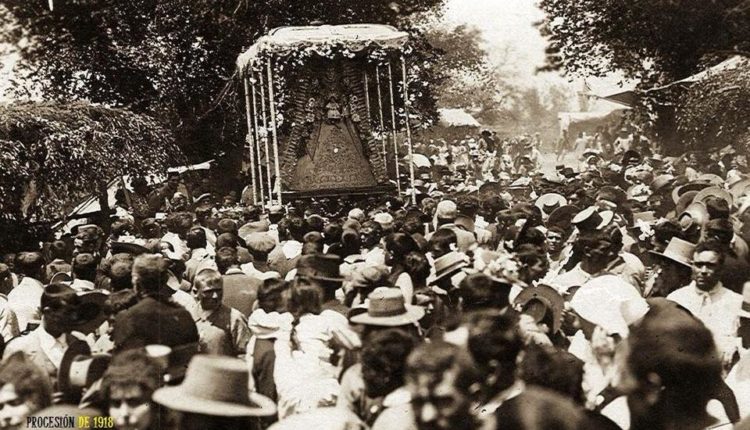En la procesión de la Virgen, el pueblo de Almonte es soberano por Juan Ignacio Reales