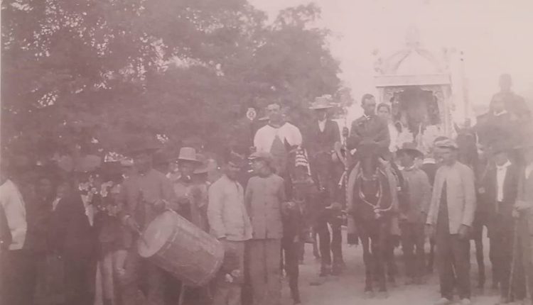 La Hermandad de Ntra. Sra. del Rocío de Huelva en El Rocío de 1920
