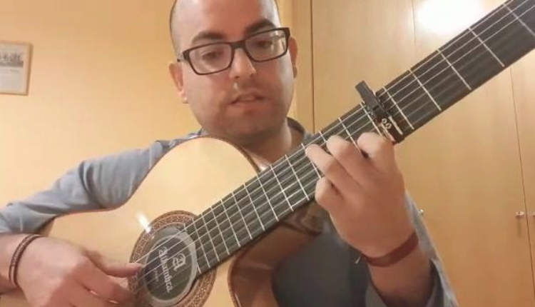 Hermandad de Moratalaz – Vídeo dedicado a la Corona de Amor de Ntra. Sra. del Rocío por Antonio Mata , Presidente de la Hdad.