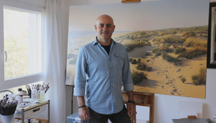 Antonio Cazorla, hará el Cartel de la Romería del Rocío 2020, Coro de Gines cantará la Misa y Emigrantes el Rosario