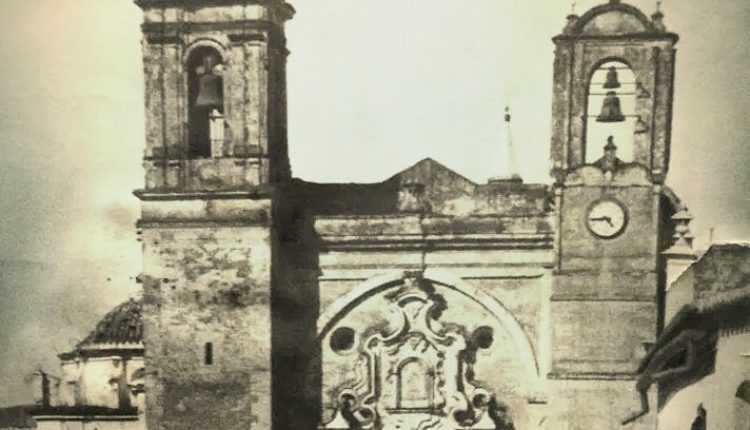 El Traslado de la Virgen del Rocío y la Feria local de Almonte