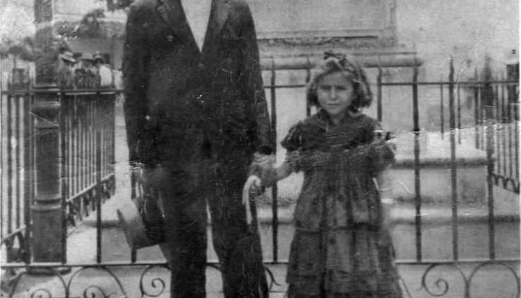Rocío – TESTIGOS DE CIEN AÑOS DE DEVOCIÓN
