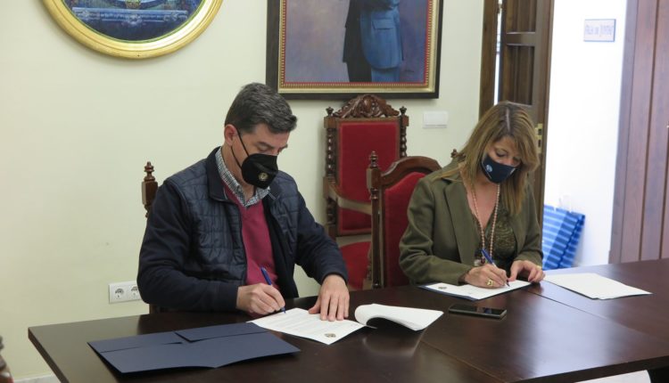 Hdad. Matriz – Firma del convenio con la autoridad Portuaria de Huelva