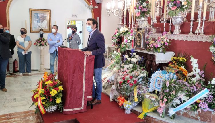 Ángelus dedicado a los grupos jóvenes, poniendo sus voces su coro de Emigrantes