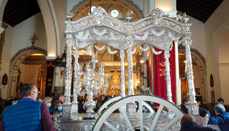 Hdad. Matriz – La carreta de Los Palacios albelgará el Nacimiento en la Parroquia de la Asunción de Almonte