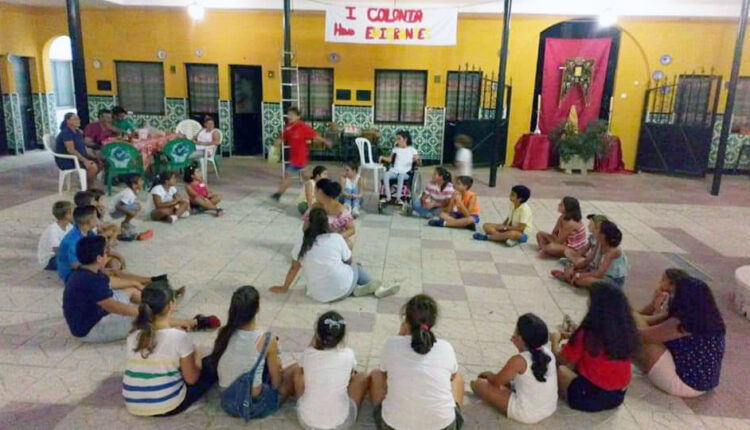 Emigrantes celebra este fin de semana su tercera colonia infantil
