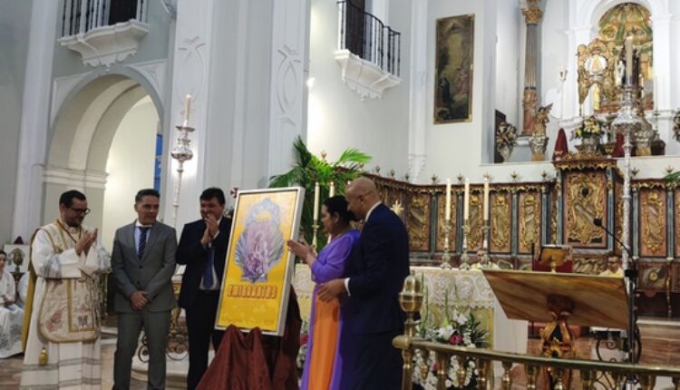 Emigrantes presenta el cartel de la romería 2023 tras finalizar sus cultos de preparación de Pentecostés
