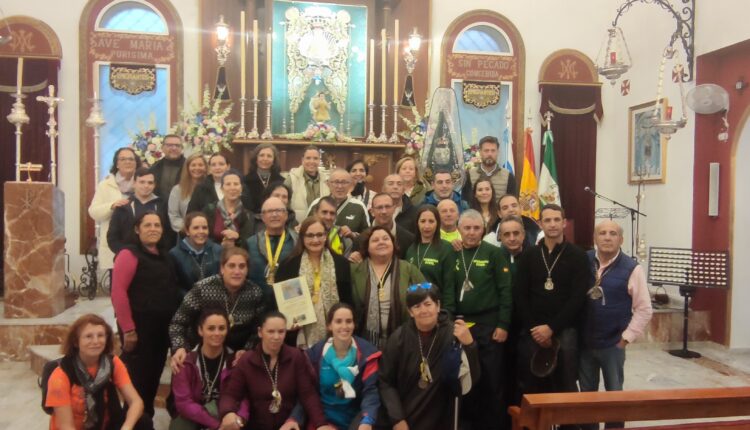 Emigrantes celebra un encuentro especial con su hermana de Isla Cristina durante su peregrinación extraordinaria de su cincuentenario