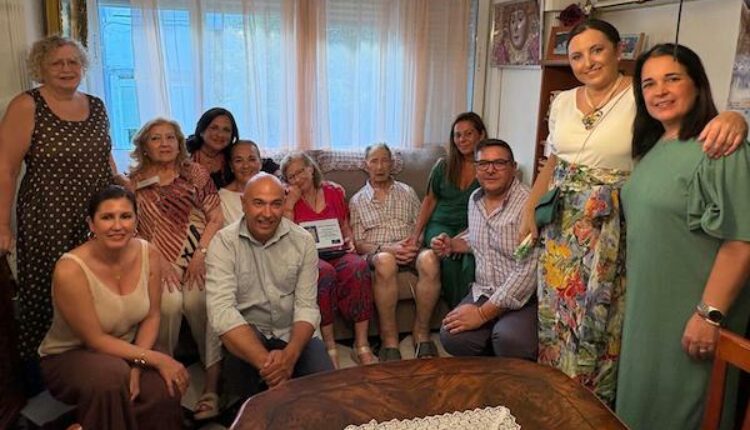 Hermandad de Emigrantes – Homenaje a Chari Gil y Salvador Fernández