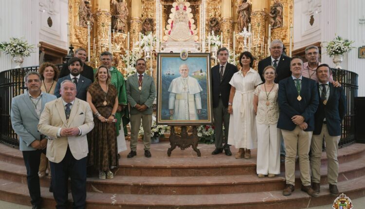 Hermandad Matriz del Rocío – Retrato del Papa León XIV