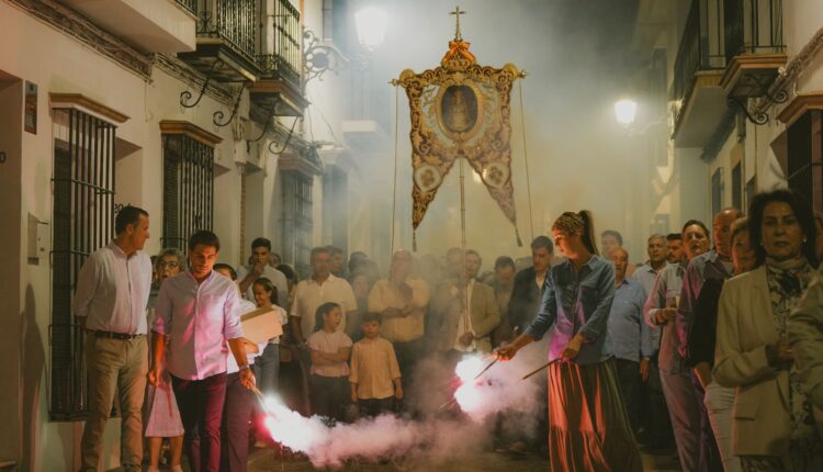 El Simpecado de la Hermandad Matriz recorrerá Almonte en nueve rosarios previos a la Venida de la Virgen del Rocío 2026